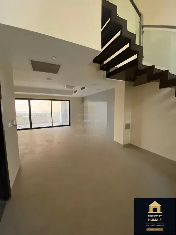 361 Sq. Yd. 3-Bedroom Luxury Villa at Coral Towers For Sale in DHA Phase 8 Karachi — Photograph 15