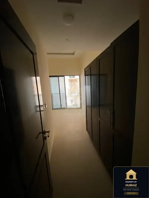 361 Sq. Yd. 3-Bedroom Luxury Villa at Coral Towers For Sale in DHA Phase 8 Karachi — Photograph 10