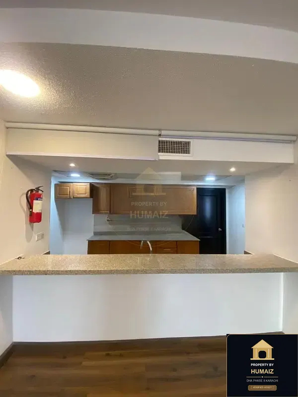 3-Bedroom Luxury Apartment (Sea Facing, 3 Bath, Suite 3) at Pearl Towers For Sale in DHA Phase 8 Karachi — Photograph 9