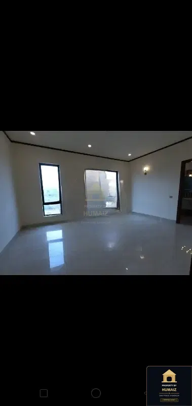 500 Sq. Yd. 6-Bedroom Luxury Villa (West Open, 6 Bath, Residence 104) in DHA Phase 8 For Sale in DHA Phase 8 Karachi — Photograph 21