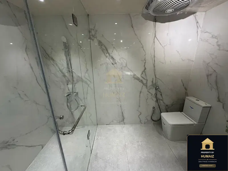 Luxury Penthouse Suite at Pearl Towers For Sale in DHA Phase 8 Karachi — Photograph 17