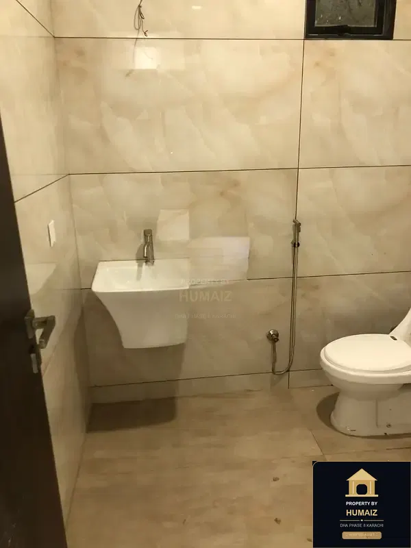 3-Bedroom Luxury Apartment (Brand New, 3 Bath, Suite 10) on Al-Murtaza Commercial For Rent in DHA Phase 8 Karachi — Photograph 5