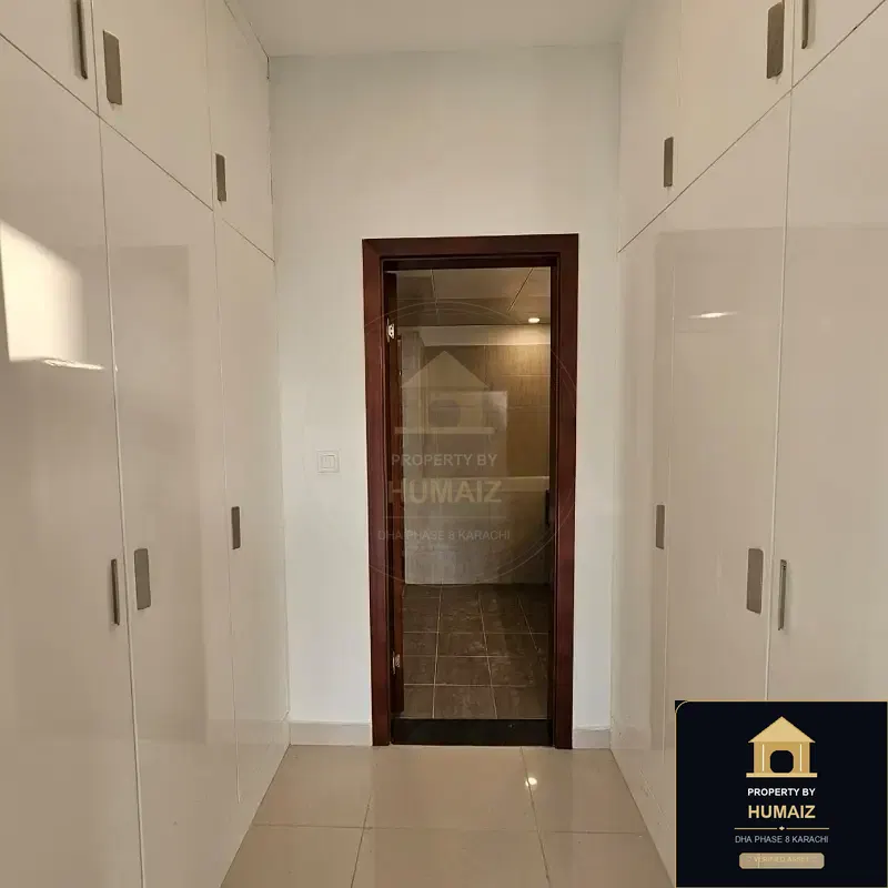 2-Bedroom Luxury Apartment (Sea Facing, 4 Bath, Suite 6) at Reef Towers For Sale in DHA Phase 8 Karachi — Photograph 8