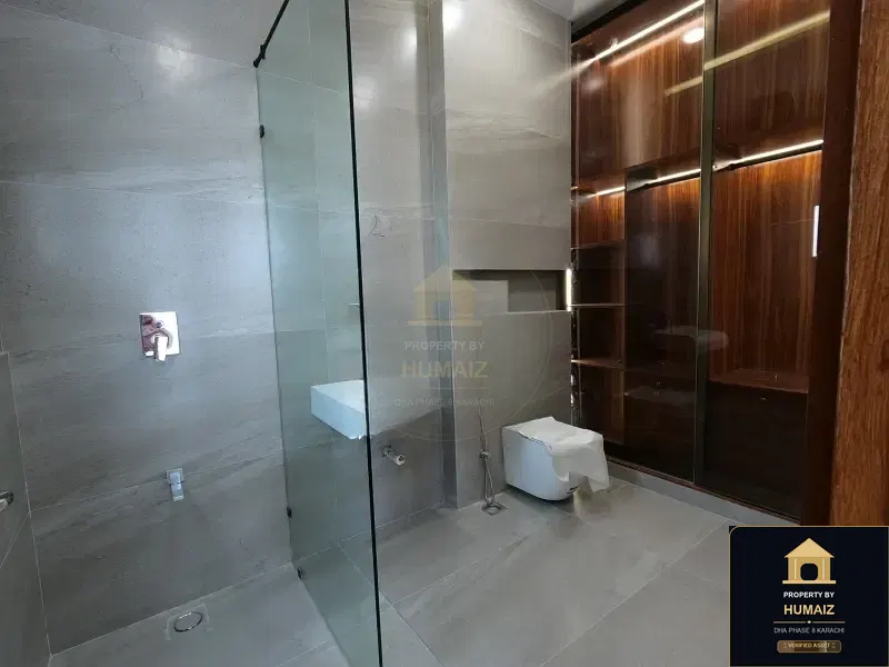 1,000 Sq. Yd. 11-Bedroom Luxury Villa in Zone A For Sale in DHA Phase 8 Karachi — Photograph 35