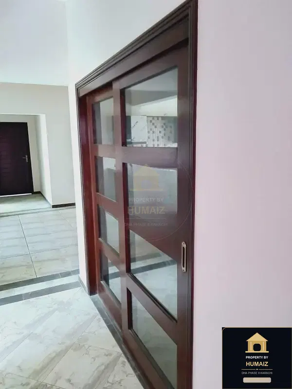 3-Bedroom Luxury Apartment in Khayaban-e-Shaheen For Rent in DHA Phase 8 Karachi — Photograph 11