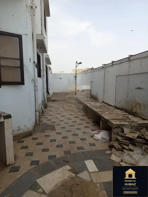 1,000 Sq. Yd. 5-Bedroom Luxury Villa in Khayaban-e-Iqbal For Rent in DHA Phase 8 Karachi — Photograph 24