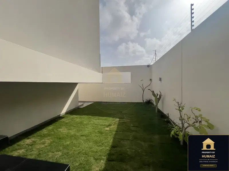 500 Sq. Yd. 5-Bedroom Luxury Villa (West Open, Residence 2) in Phase 8 Extension For Sale in DHA Phase 8 Karachi — Photograph 4
