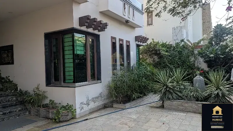 111 Sq. Yd. 7-Bedroom Luxury Villa in DHA Phase 8 For Sale in DHA Phase 8 Karachi — Photograph 4
