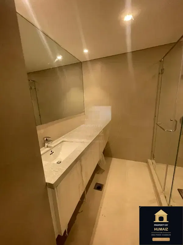 2-Bedroom Luxury Apartment (Sea Facing, 3 Bath, Suite 13) at The Views For Sale in DHA Phase 8 Karachi — Photograph 7