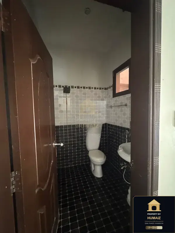 120 Sq. Yd. 4-Bedroom Luxury Villa (West Open, 5 Bath, Residence 2) in DHA Phase 8 For Sale in DHA Phase 8 Karachi — Photograph 2