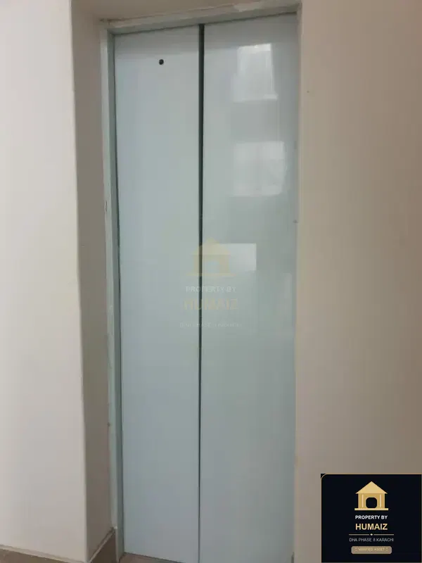58 Sq. Yd. Corporate Office Space (Unit 4) on Zulfiqar Commercial For Sale in DHA Phase 8 Karachi — Photograph 8