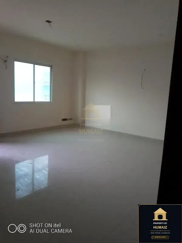 46 Sq. Yd. Corporate Office Space on Al-Murtaza Commercial For Rent in DHA Phase 8 Karachi — Photograph 5