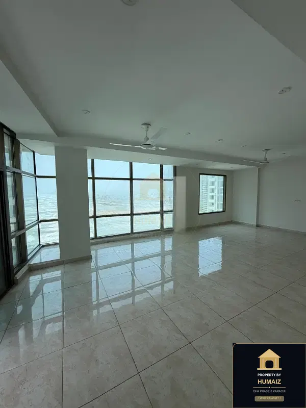 3-Bedroom Luxury Apartment (Sea Facing, 5 Bath, Suite 10) at Pearl Towers For Sale in DHA Phase 8 Karachi — Photograph 18