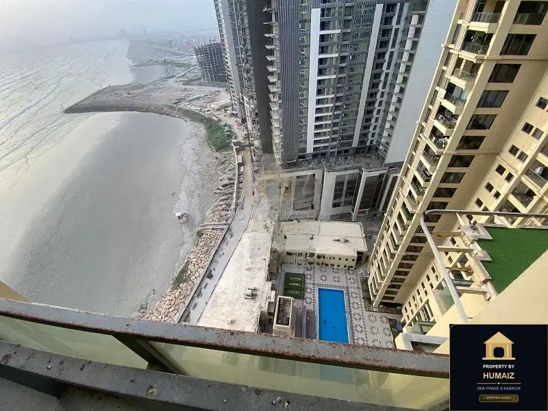 2-Bedroom Luxury Apartment (Sea Facing, 4 Bath, Suite 6) at Coral Towers For Sale in DHA Phase 8 Karachi — Photograph 7