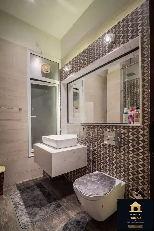 500 Sq. Yd. 5-Bedroom Luxury Villa (Basement, 5 Bath, Residence 1) in Khayaban-e-Tipu Sultan For Sale in DHA Phase 8 Karachi — Photograph 9