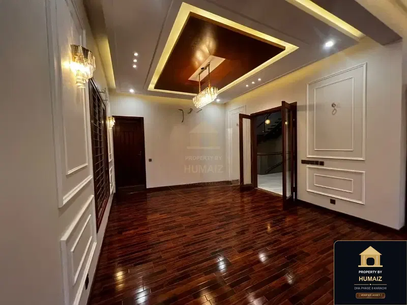 500 Sq. Yd. 5-Bedroom Luxury Villa (West Open, 6 Bath, Residence 28) in DHA Phase 8 For Sale in DHA Phase 8 Karachi — Photograph 4