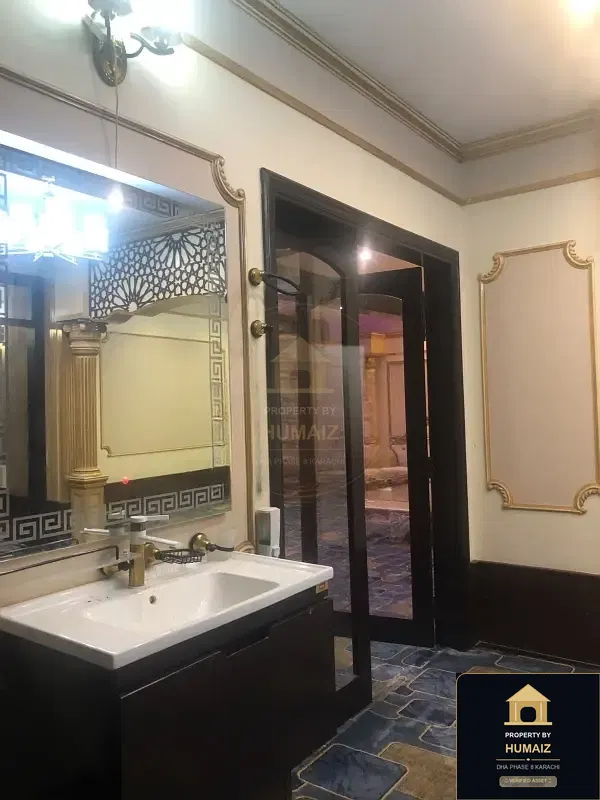 1,000 Sq. Yd. 7-Bedroom Luxury Villa (Basement, 6 Bath, Residence 9) in DHA Phase 8 For Sale in DHA Phase 8 Karachi — Photograph 12