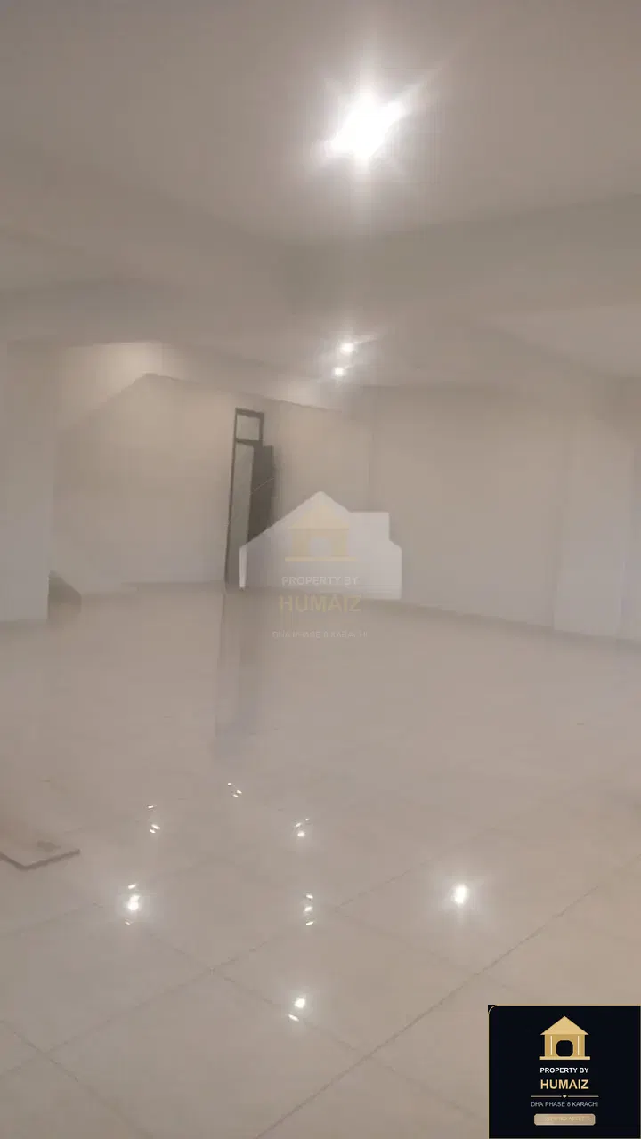 111 Sq. Yd. Commercial Retail Shop in DHA Phase 8 For Rent in DHA Phase 8 Karachi — Photograph 6