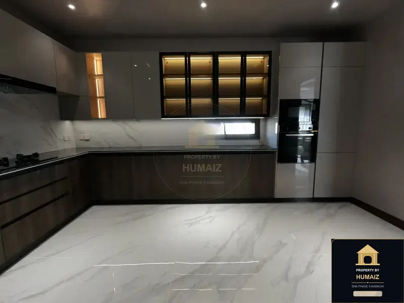 1,000 Sq. Yd. 10-Bedroom Luxury Villa on Khayaban-e-Ghalib For Sale in DHA Phase 8 Karachi — Photograph 40