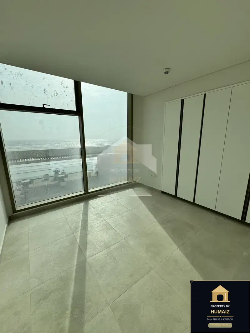 3-Bedroom Luxury Apartment (Sea Facing, 4 Bath, Suite 4) at Emaar Oceanfront For Rent in DHA Phase 8 Karachi — Photograph 2