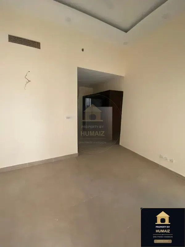 361 Sq. Yd. 3-Bedroom Luxury Villa at Coral Towers For Sale in DHA Phase 8 Karachi — Photograph 3