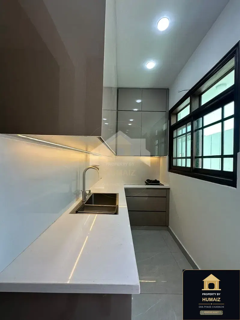 666 Sq. Yd. 6-Bedroom Luxury Villa (Basement, 7 Bath, Residence 10) in DHA Phase 8 For Sale in DHA Phase 8 Karachi — Photograph 20