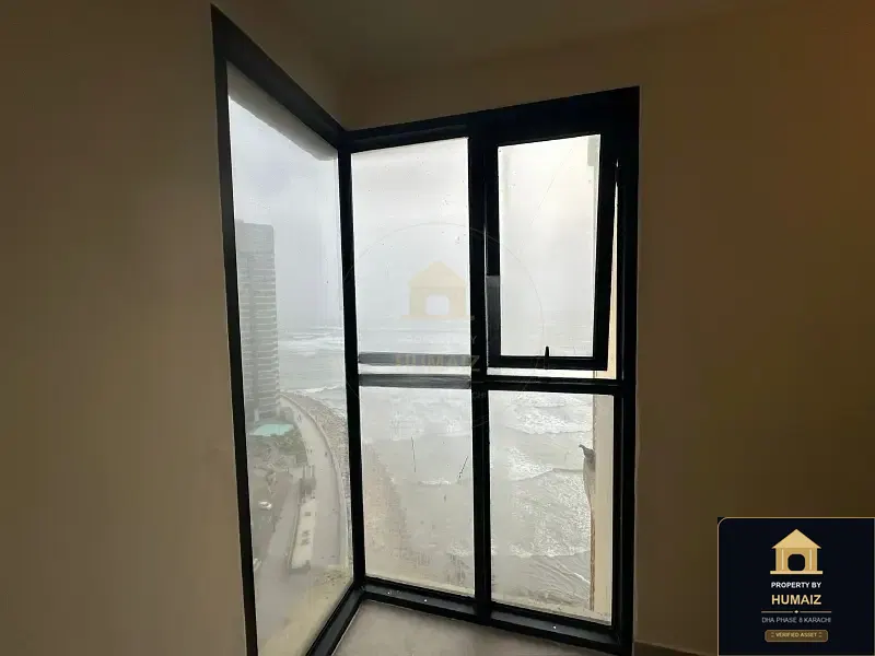 1-Bedroom Luxury Apartment (Sea Facing, 2 Bath, Suite 5) at Coral Towers For Rent in DHA Phase 8 Karachi — Photograph 4