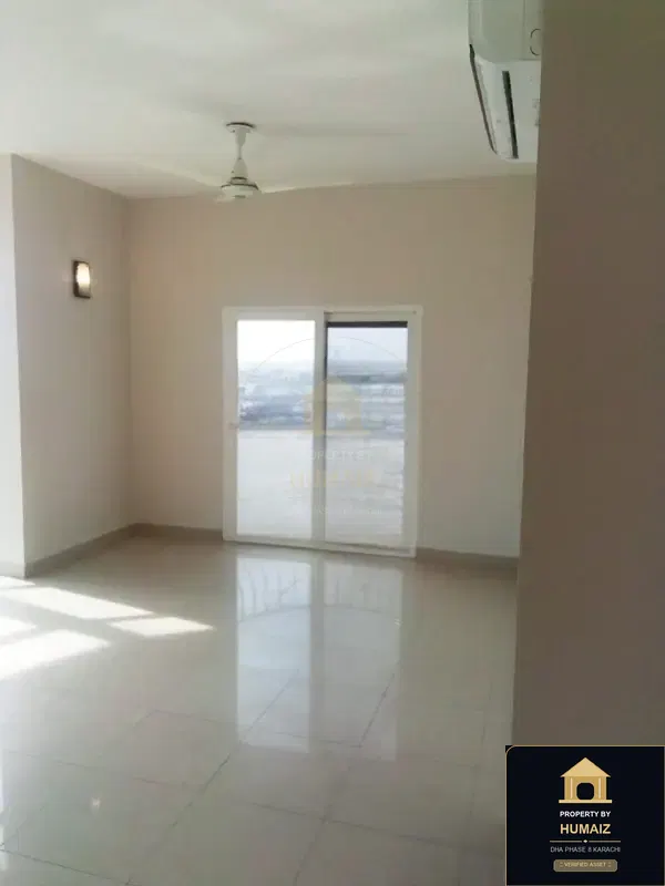 4-Bedroom Luxury Apartment (6 Bath, Suite 39) at Creek Vistas For Rent in DHA Phase 8 Karachi — Photograph 2