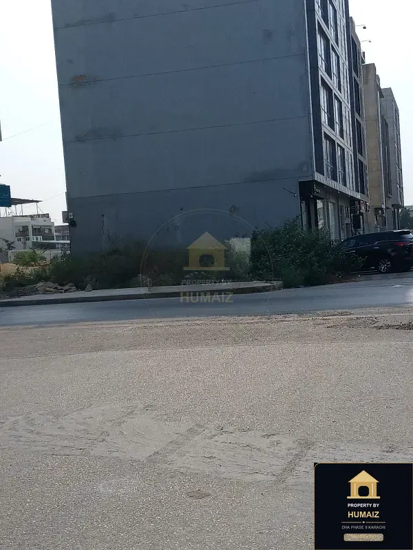 113 Sq. Yd. Corporate Office Space (1 Bath, Unit 3) on Al-Murtaza Commercial For Sale in DHA Phase 8 Karachi — Photograph 5