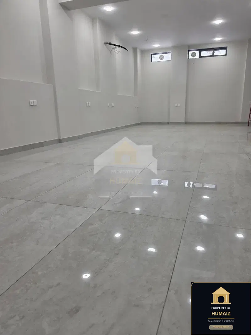 122 Sq. Yd. Corporate Office Space in DHA Phase 8 For Rent in DHA Phase 8 Karachi — Photograph 4