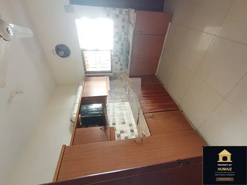3-Bedroom Upper/Lower Portion (4 Bath, Unit 13) in DHA Phase 8 For Rent in DHA Phase 8 Karachi — Photograph 3