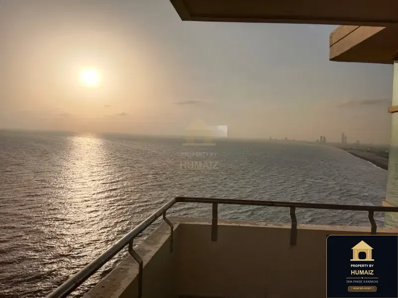 4-Bedroom Luxury Apartment (Sea Facing, 6 Bath, Suite 9) at Pearl Towers For Sale in DHA Phase 8 Karachi — Photograph 31