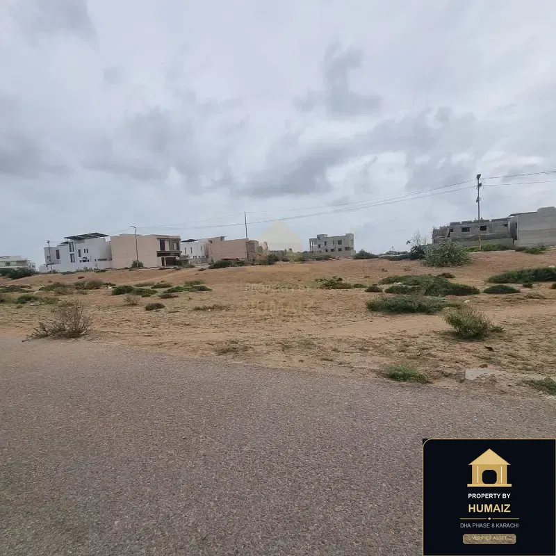 600 Sq. Yd. Commercial Plot (Parcel 1) on Beach Avenue For Sale in DHA Phase 8 Karachi — Photograph 4