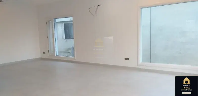 3-Bedroom Upper/Lower Portion (4 Bath, Unit 2) in DHA Phase 8 For Rent in DHA Phase 8 Karachi — Photograph 14