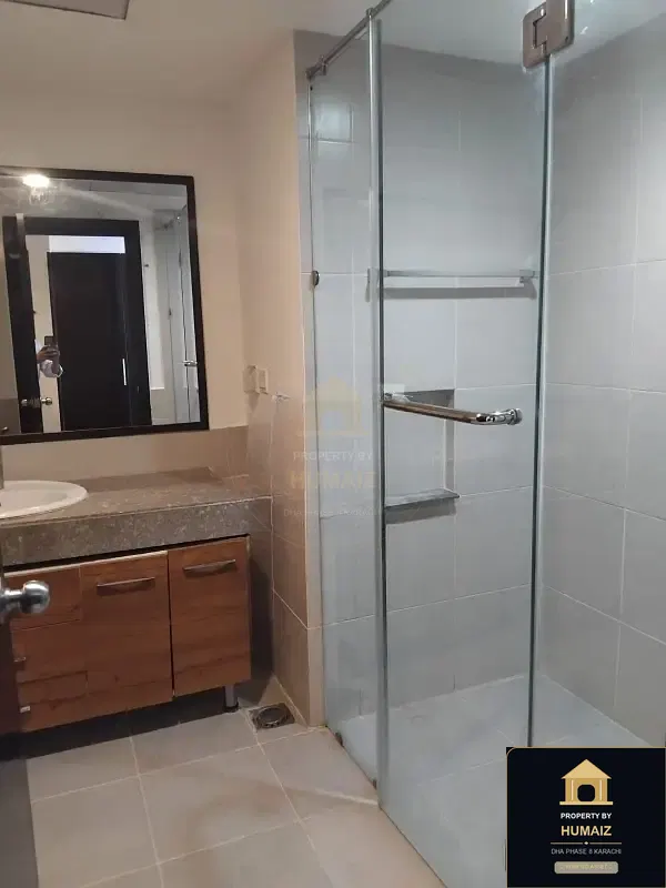 4-Bedroom Luxury Apartment (Sea Facing, 6 Bath, Suite 17) at Coral Towers For Sale in DHA Phase 8 Karachi — Photograph 18