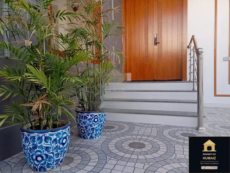 500 Sq. Yd. 5-Bedroom Luxury Villa (Private Pool, 5 Bath, Residence 31) in DHA Phase 8 For Sale in DHA Phase 8 Karachi — Photograph 2