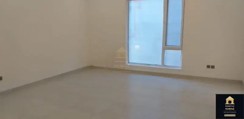 3-Bedroom Upper/Lower Portion (4 Bath, Unit 2) in DHA Phase 8 For Rent in DHA Phase 8 Karachi — Photograph 6