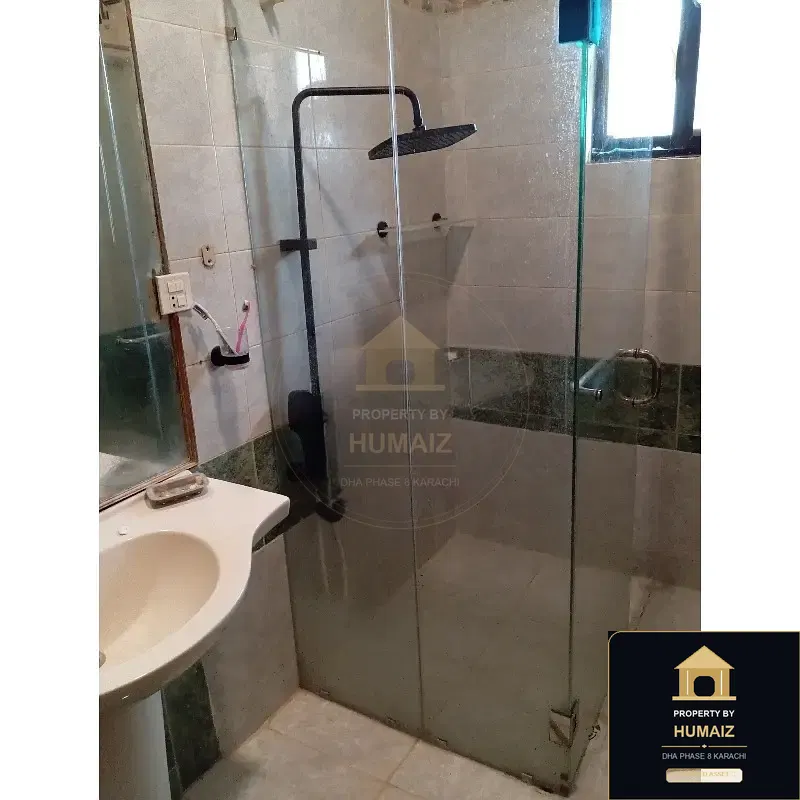 3-Bedroom Upper/Lower Portion (4 Bath, Unit 24) in DHA Phase 8 For Rent in DHA Phase 8 Karachi — Photograph 3