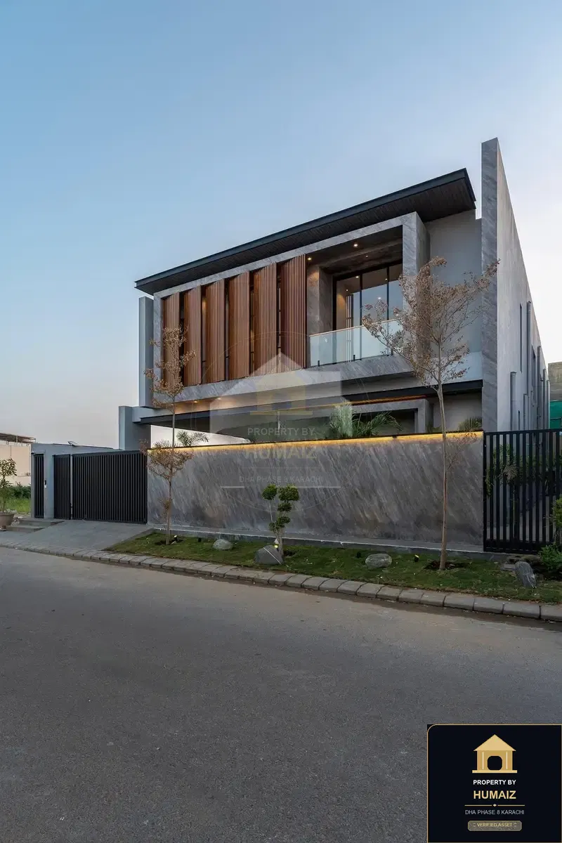666 Sq. Yd. 6-Bedroom Luxury Villa (Private Pool, 6 Bath, Residence 5) in DHA Phase 8 For Sale in DHA Phase 8 Karachi — Photograph 8