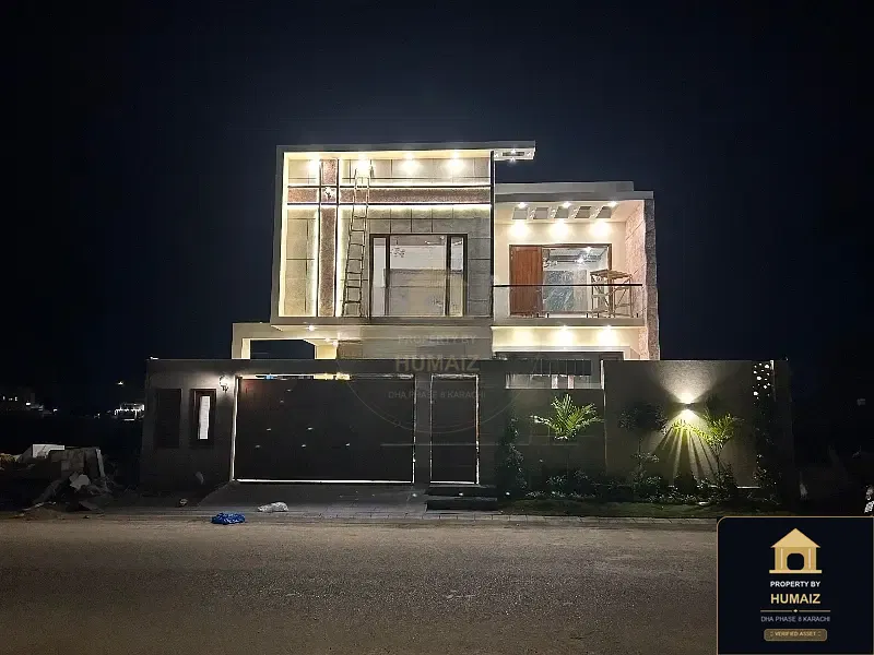 500 Sq. Yd. 6-Bedroom Luxury Villa (Basement, 6 Bath, Residence 45) in DHA Phase 8 For Sale in DHA Phase 8 Karachi — Photograph 2