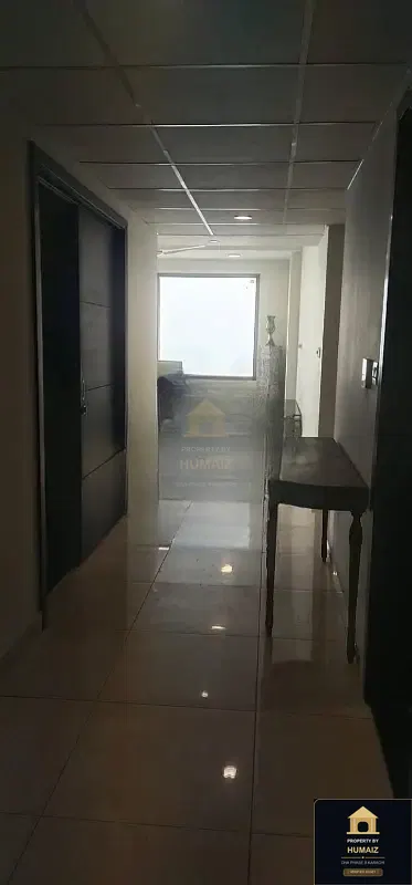 4-Bedroom Luxury Apartment (Sea Facing, 5 Bath, Suite 5) at Pearl Towers For Rent in DHA Phase 8 Karachi — Photograph 32