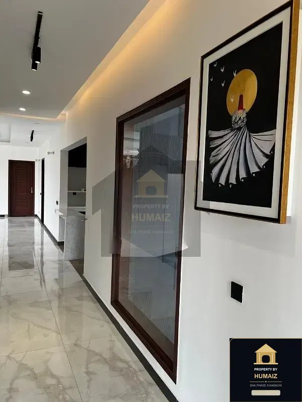 500 Sq. Yd. 6-Bedroom Luxury Villa (West Open, 7 Bath, Residence 10) in Khayaban-e-Shujaat For Sale in DHA Phase 8 Karachi — Photograph 3