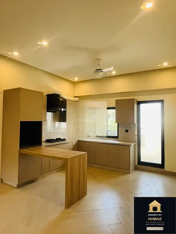 3-Bedroom Luxury Apartment (Corner, 3 Bath, Suite 31) on Al-Murtaza Commercial For Rent in DHA Phase 8 Karachi — Photograph 3