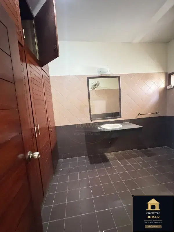 3-Bedroom Upper/Lower Portion (3 Bath, Unit 80) in DHA Phase 8 For Rent in DHA Phase 8 Karachi — Photograph 14