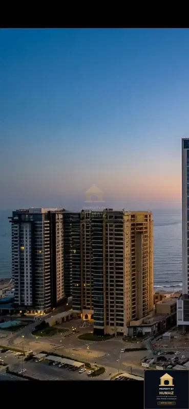 2-Bedroom Luxury Apartment (Sea Facing, 2 Bath, Suite 20) at Pearl Towers For Sale in DHA Phase 8 Karachi — Photograph 18