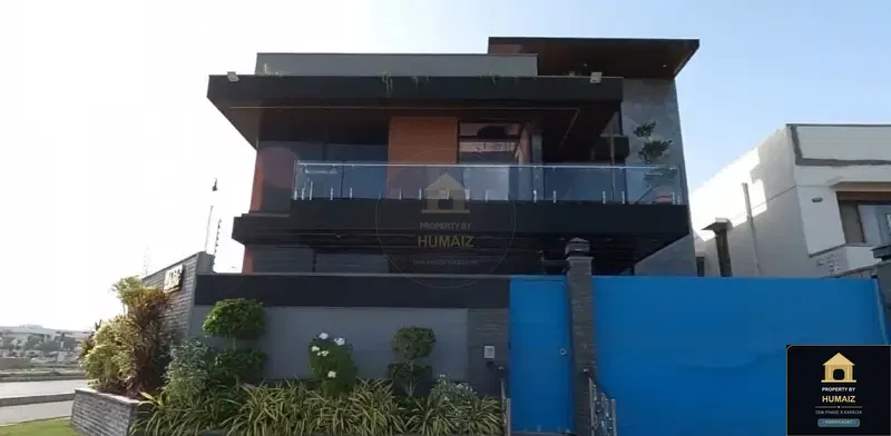 500 Sq. Yd. 5-Bedroom Luxury Villa (Corner, 6 Bath, Residence 85) in DHA Phase 8 For Sale in DHA Phase 8 Karachi — Photograph 2