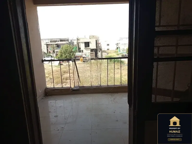 1,000 Sq. Yd. 5-Bedroom Luxury Villa in Khayaban-e-Iqbal For Sale in DHA Phase 8 Karachi — Photograph 5
