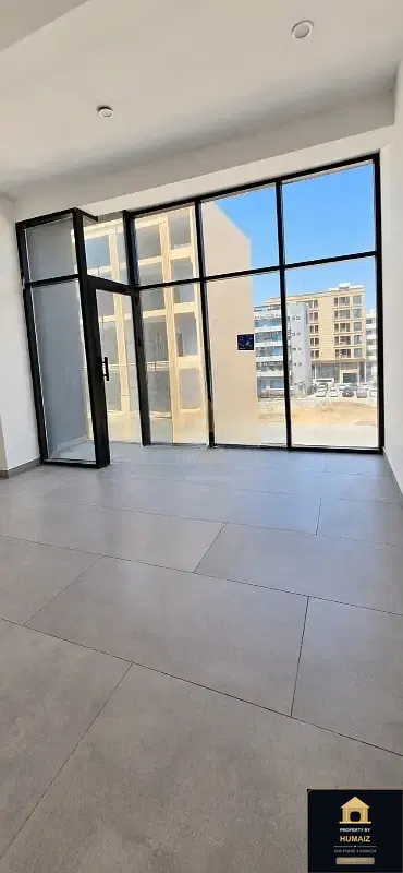 67 Sq. Yd. Corporate Office Space (Corner, Unit 2) on Zulfiqar Commercial For Rent in DHA Phase 8 Karachi — Photograph 2