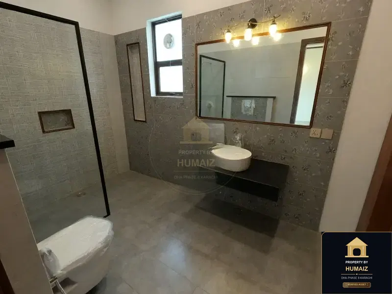 500 Sq. Yd. 5-Bedroom Luxury Villa (Basement, 5 Bath, Residence 21) in DHA Phase 8 For Sale in DHA Phase 8 Karachi — Photograph 22