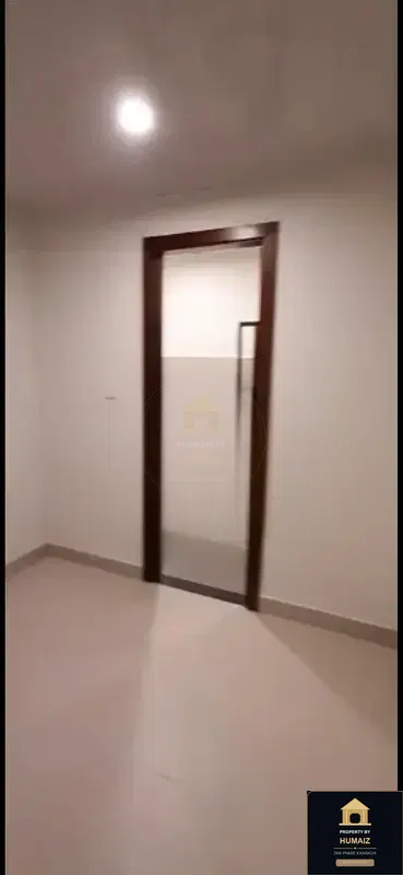 3-Bedroom Luxury Apartment (Private Pool, 4 Bath, Suite 5) at Reef Towers For Rent in DHA Phase 8 Karachi — Photograph 10